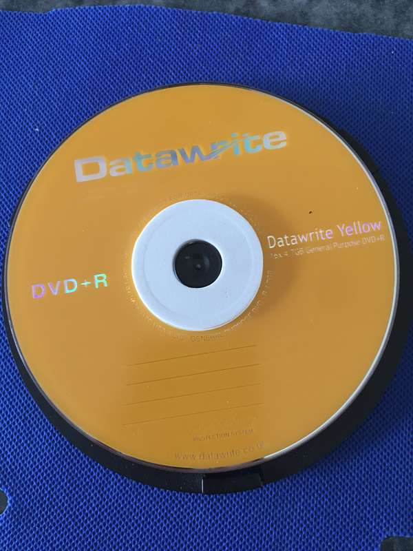 LOT OF DATAWRITE DISKS / RECORDABLE 4.7 GD DATA MULTIMEDIA DISKS / CD COVERS / DVD COVERS