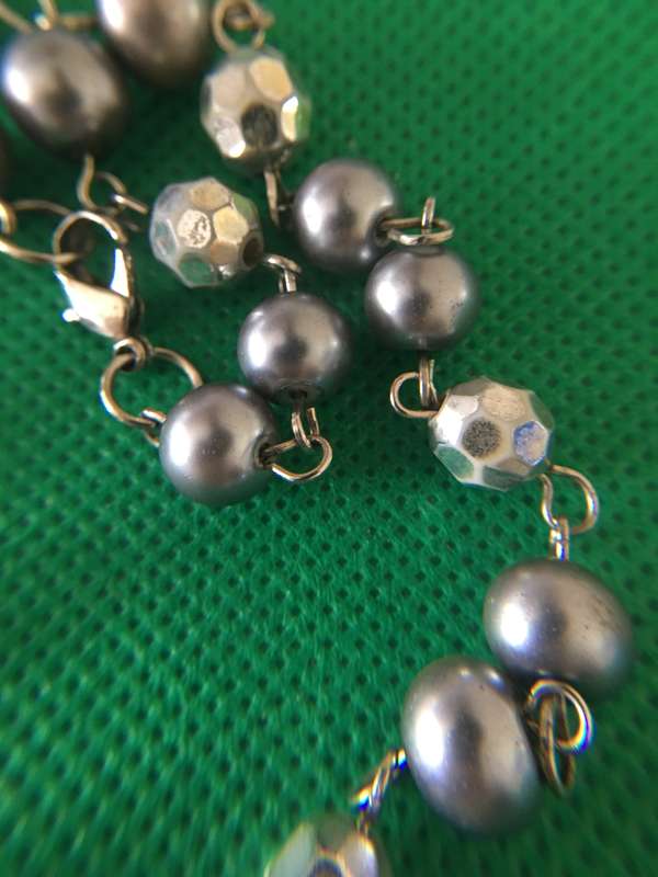 VINTAGE BEADED NECKLACE