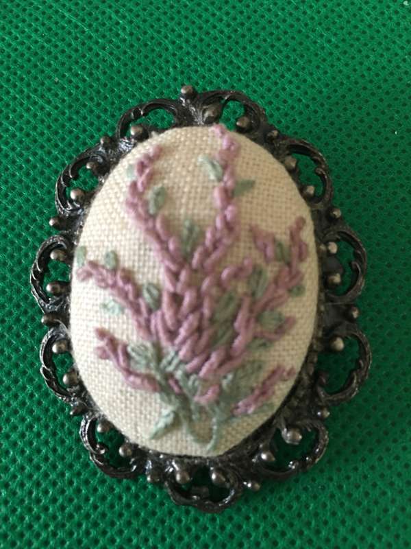 VINTAGE EMBROIDED BROOCH