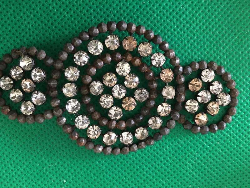 VINTAGE HAIR PIN - PIN MISSING  BEAUTIFUL