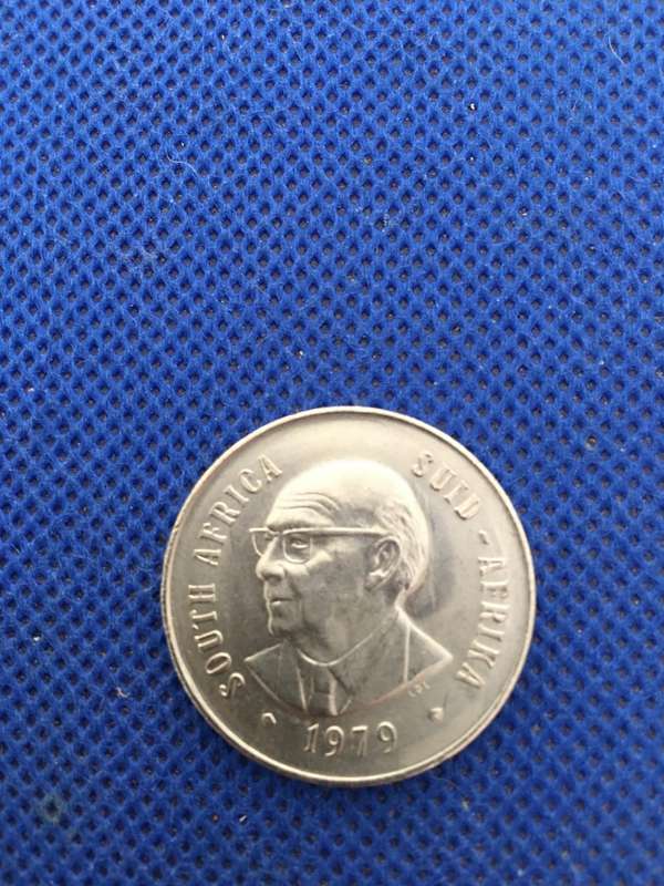 SOUTH AFRICA 50c COIN - 1979