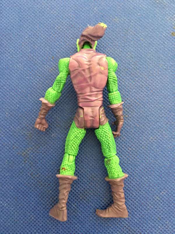 MARVEL / DC - GREEN  GOBLIN GLIDER  ACTION FIGURE - APP 11 CM