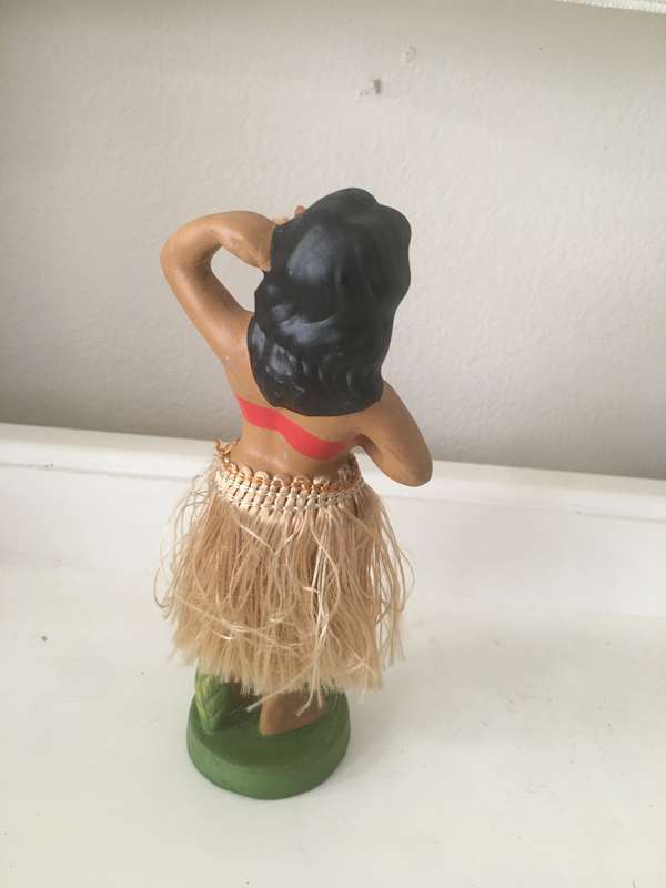 VINTAGE HAWAYAN  DANCING GIRL DASH BOARD OF CAR - CERAMIC
