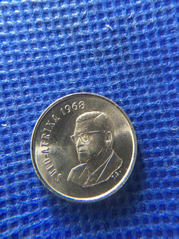 SOUTH AFRICA 1068 5c COIN AFRIKAANS