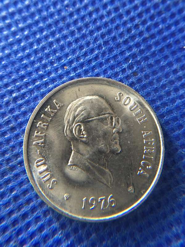 SOUTH AFRICA 20c COIN 1976