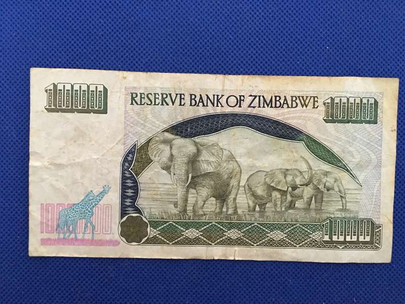 ZIMBABWE ONE THOUSAND DOLLARS BANK NOTE - 2003 - SERIAL NUMBER - WN1055769