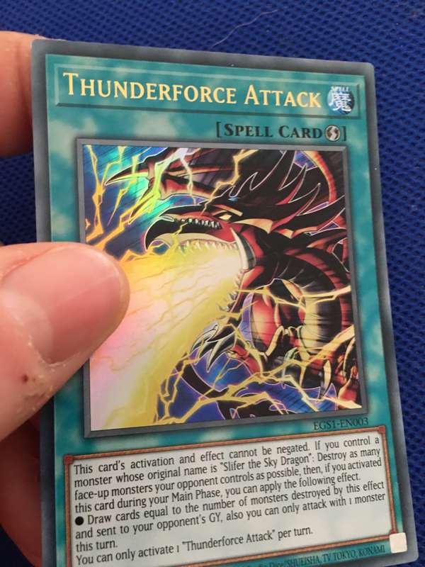 YU-GI-OH TRADING CARD - THUNDERFORCE ATTACK  / FOIL SHINY CARD