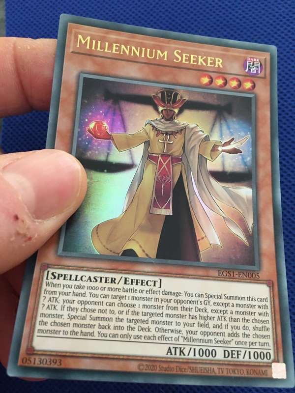 YU-GI-OH TRADING CARD - MILLENNIUM SEEKER / FOIL CARD / SHINY CARD
