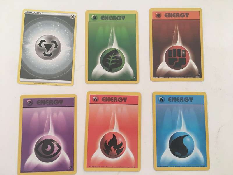 POKEMON TRADING CARD ENERGY PACK