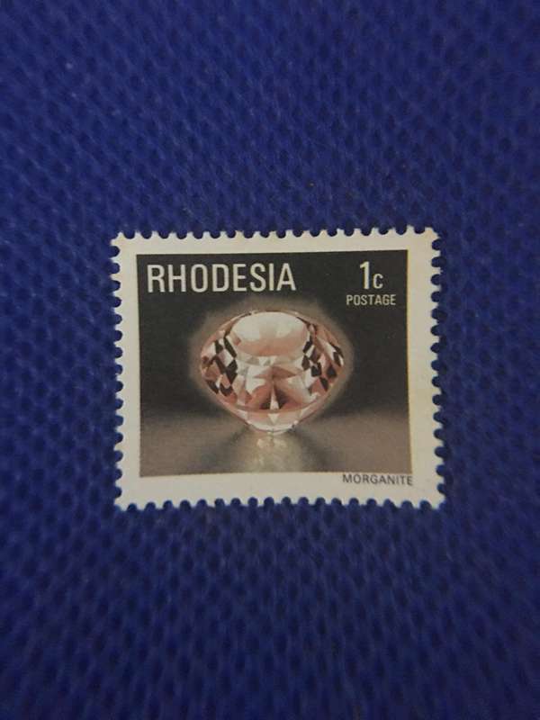 RHODESIA MINT GEM STONE  STAMPS  5 STAMPS