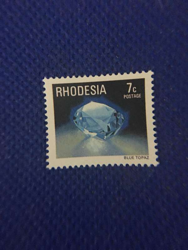 RHODESIA MINT GEM STONE  STAMPS  5 STAMPS