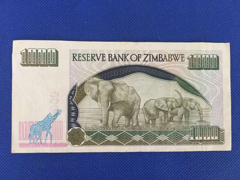 ZIMBABWE  - ONE THOUSAND DOLLARS BANK NOTE - 2003 - SERIAL NUMBER - WC 2550220