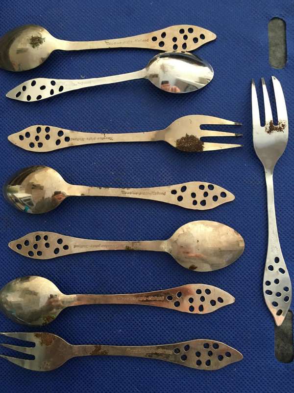 BOXED ROYAL DUTCH  SILVERWORKS ELVERETTA MADE IN VOORSCOTEN HOLLAND  TEA SPOONS