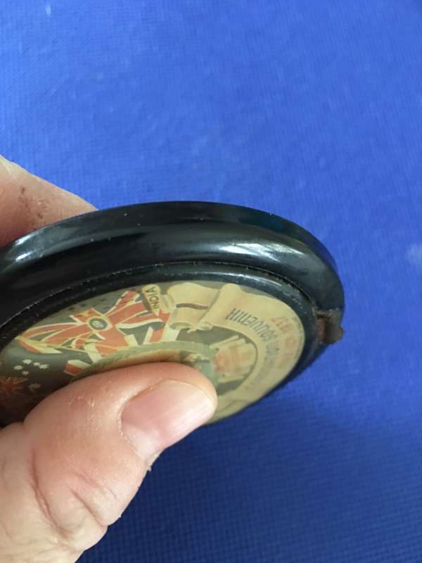 VINTAGE TO ANTIQUE LOVELY POWDER COMPACT - CORONATION OF KING EDWARD VIII - 1937 RARE PIECE