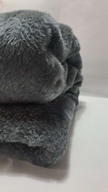 Aranda Belfiore Hotel Plain Steel blanket (220cm x 240cm)(Double/Queen)