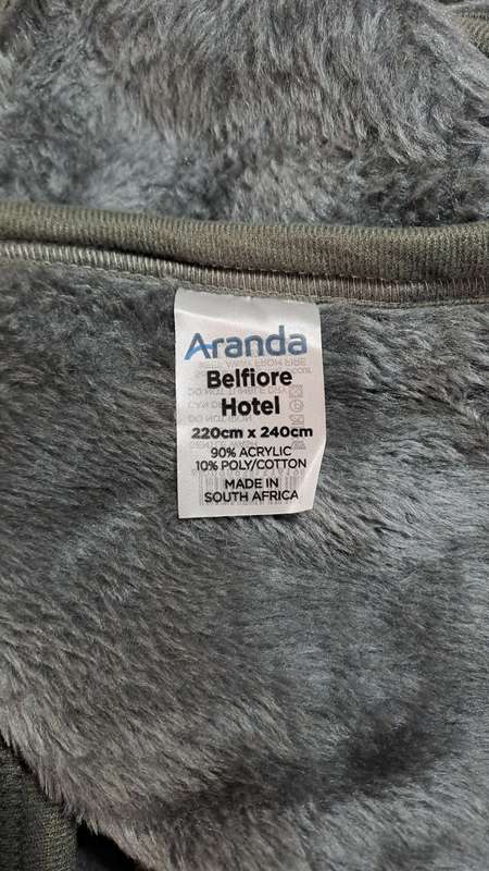 Aranda Belfiore Hotel Plain Steel blanket (220cm x 240cm)(Double/Queen)