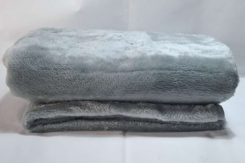 Aranda Belfiore Hotel Plain Dove blanket (220cm x 240cm)(Double/Queen)