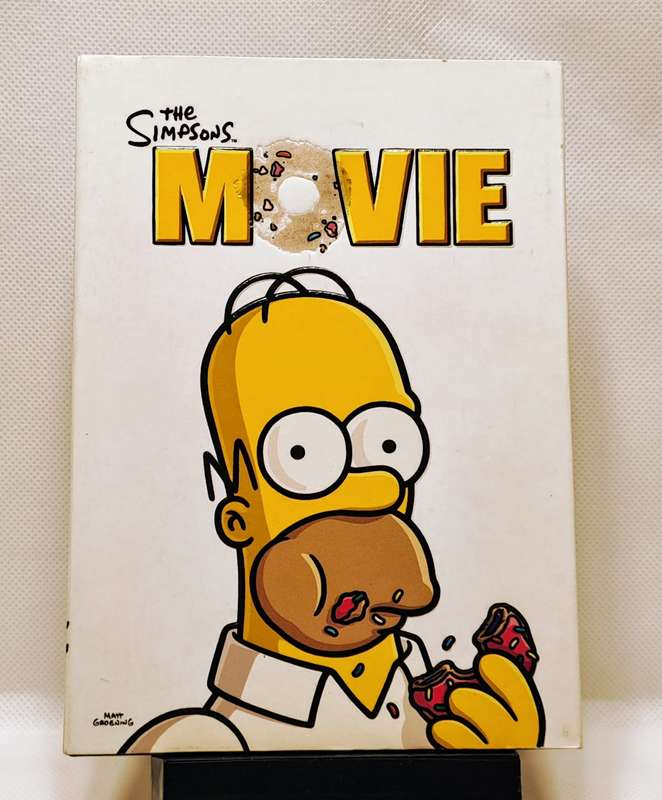 The Simpsons Movie - DVD in plastic case & cardboard sleeve