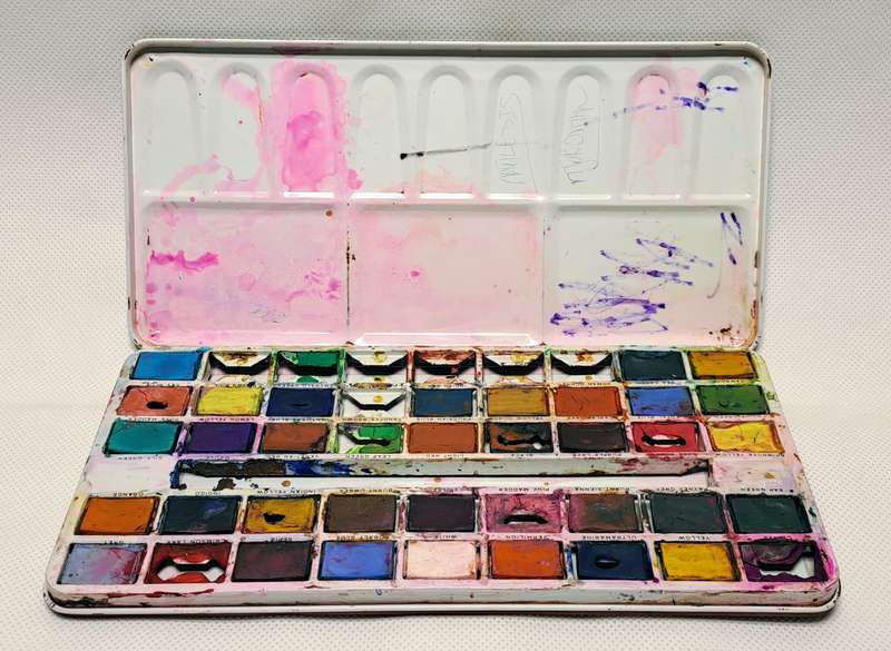 Vintage LL Product Finest Water Colours Tin (Made in England) 45 Colors, Beach Scene, Used, No Brush