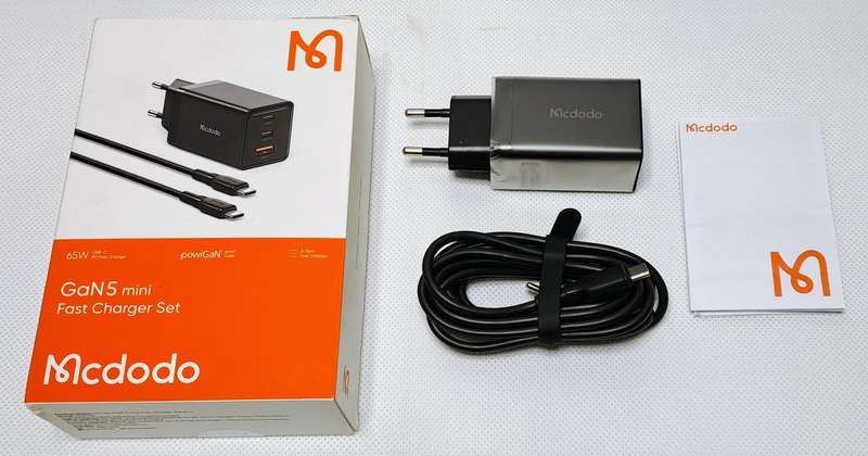 Mcdodo GaN 5 Mini Fast Charger Set  3-Port Compact Wall Charger with USB-C Cable (Black)