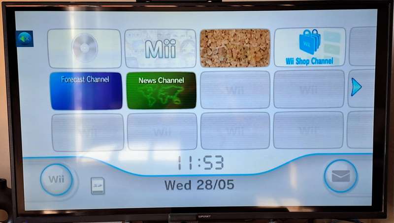 Nintendo Wii (Black) Console - WiiSports Resort HDMI Bundle