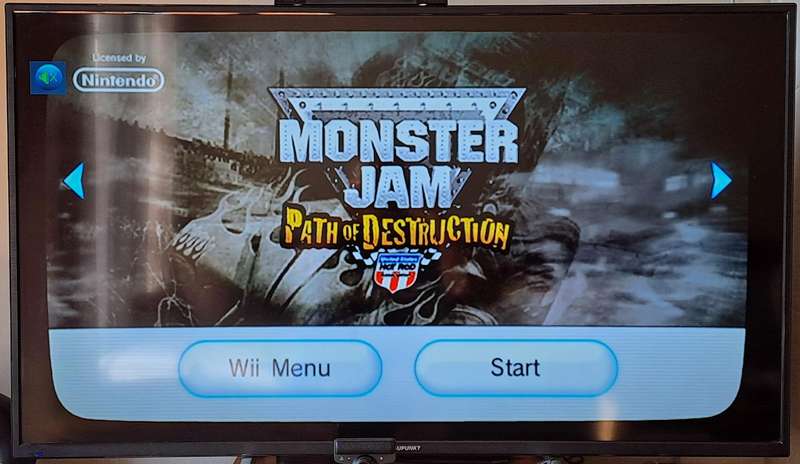 Monster Jam: Path of Destruction (Nintendo Wii) with Monster Jam Wii Steering Wheel