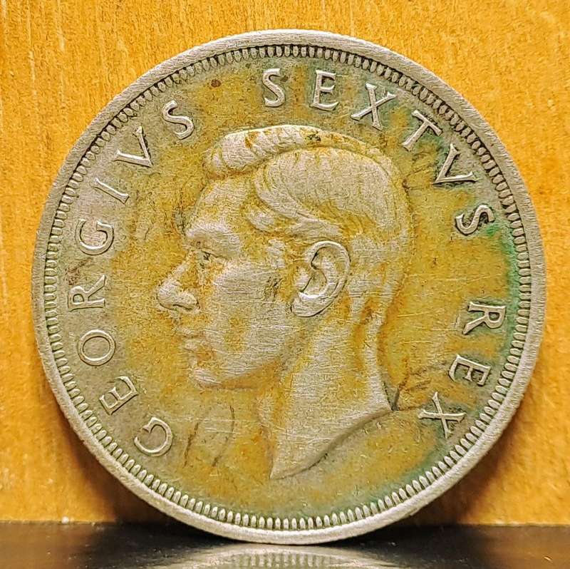 South African 5 Shilling Coin - 1652 to 1952 Cape Town 300th Anniversary (Commemorative Silver)