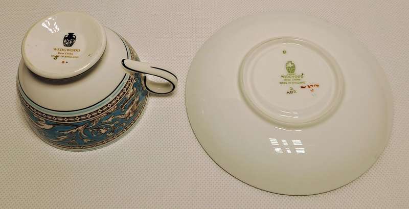 Wedgwood Florentine Turquoise Bone China Teacup & Saucer Set (W2714)