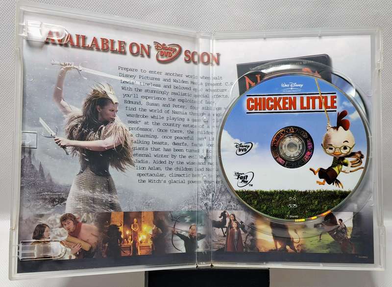 Disney Family DVD Collection  8 Movie Bundle (Frozen, Bambi, Wreck-It Ralph & More)