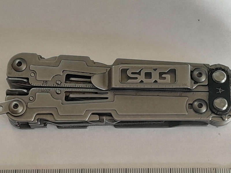 SOG, USA Multitool.