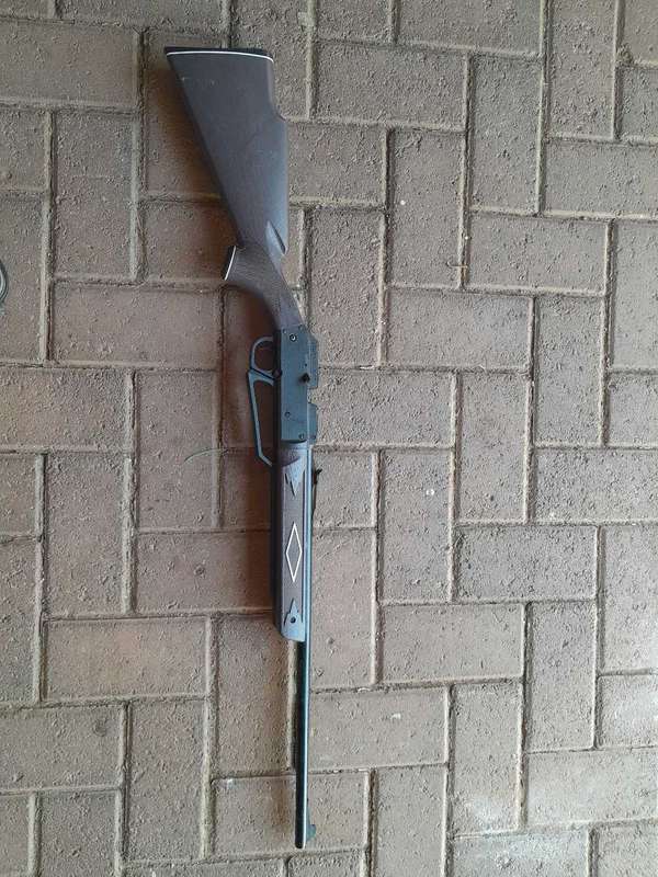 Daisy Powerline 880 BB gun.