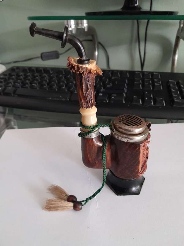 Alwetter 3462 deer pipe with stag/deer Antler.