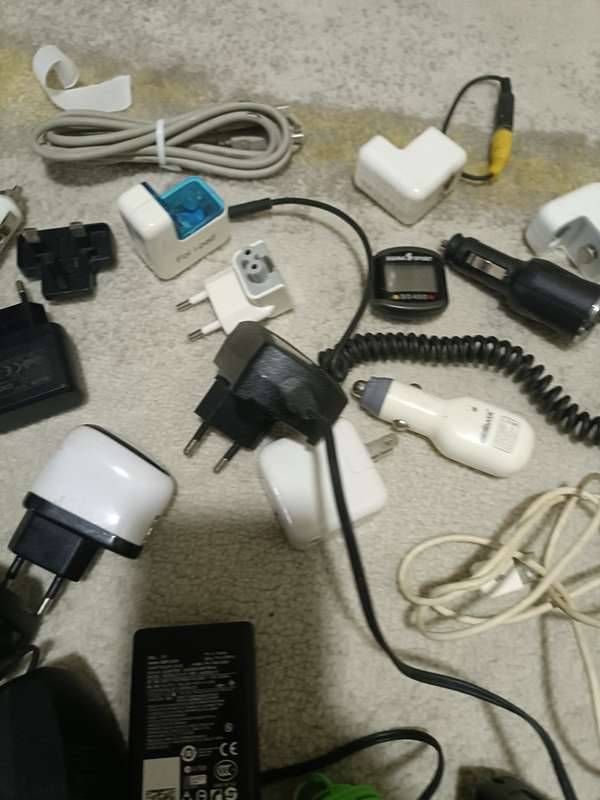 Bulk lot of Cellphone & accessories