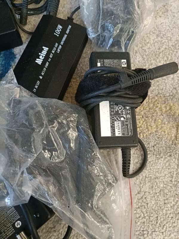 Bulk lot of HP Chargers