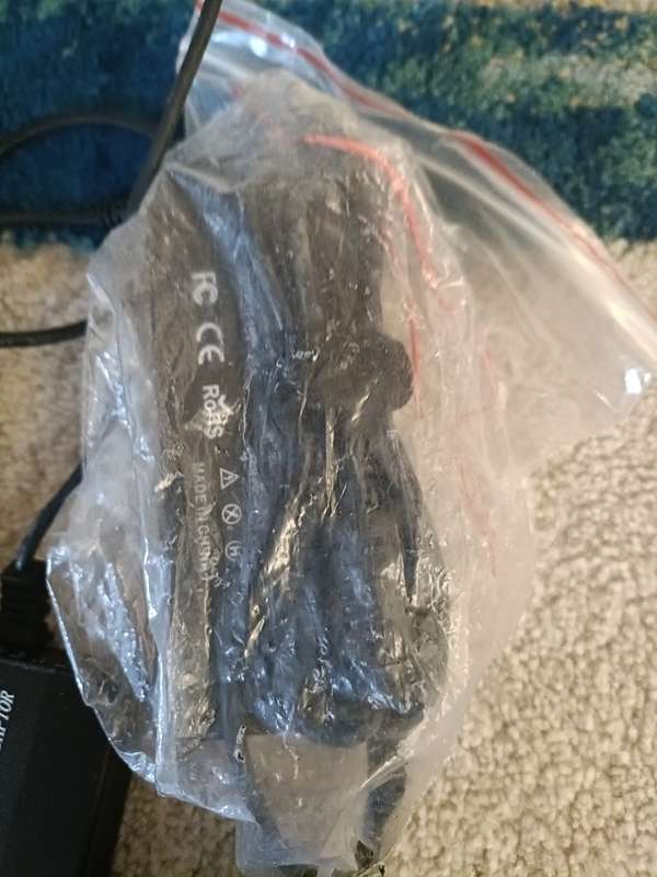 Bulk lot of HP Chargers