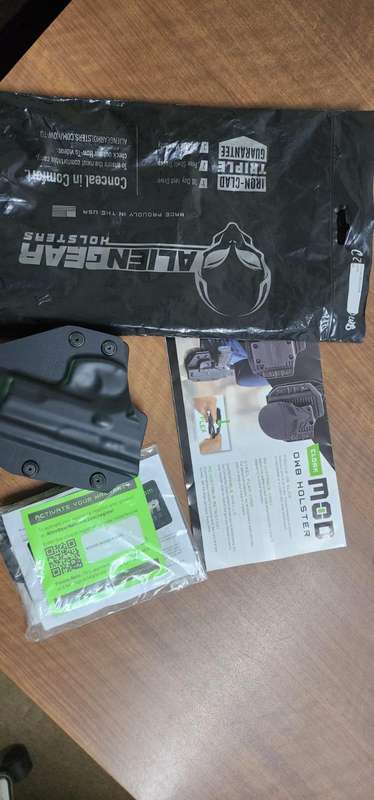 Alien Gear Cloak OWB Paddle Holster for CZ 75