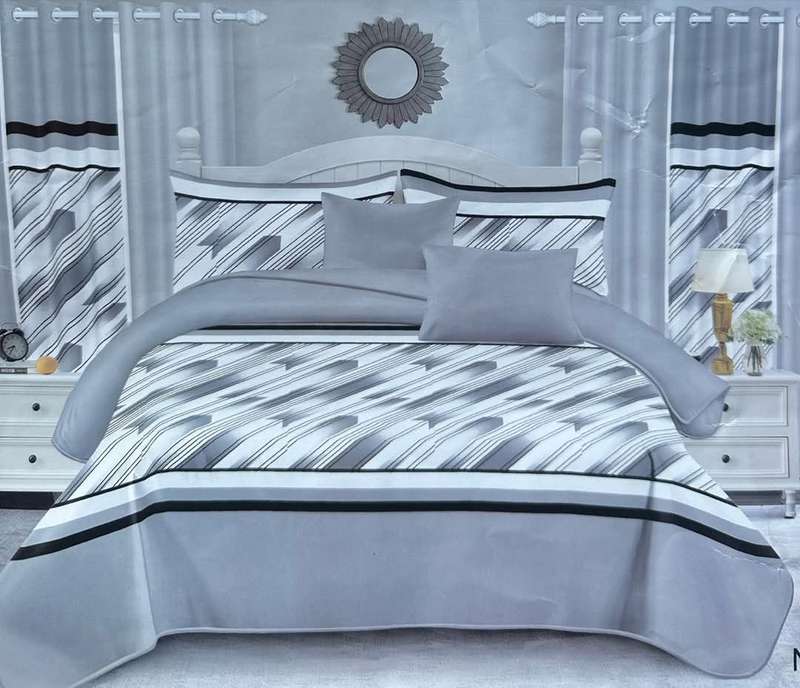 5pc Queen set bedspread , 2 standard + 2 continental pillow cases