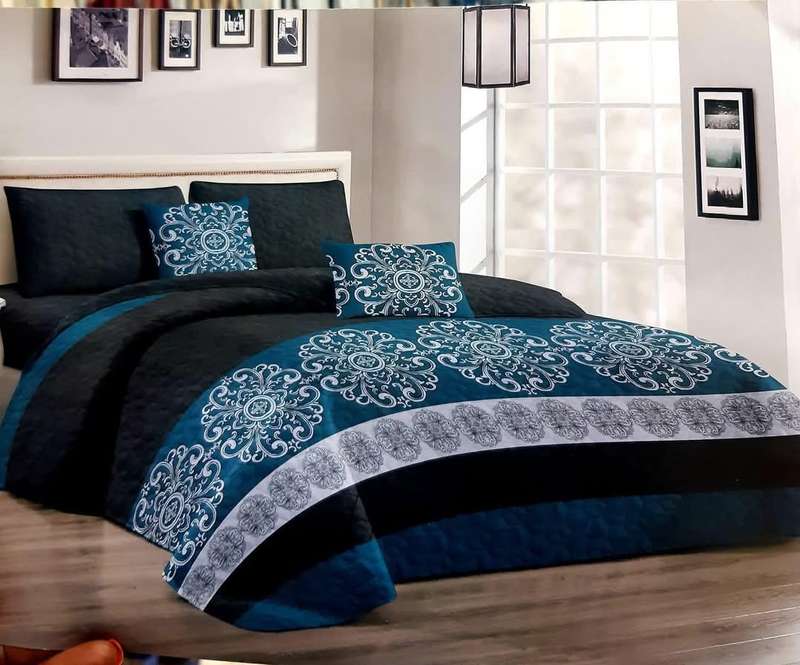 5pc Queen set bedspread , 2 standard + 2 continental pillow cases