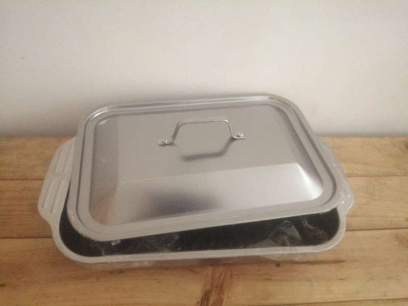 Multi-purpose Dish, Oven Pan with Lid, Braai Roasting Pan with lid, 42x24x7.5 cm