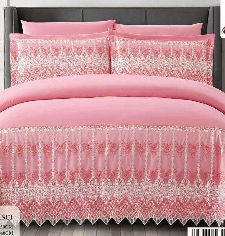 6pc Queen set, duvet cover, flat sheet, 2 standard pillow cases, 2 scatter cushion cases, latte pink