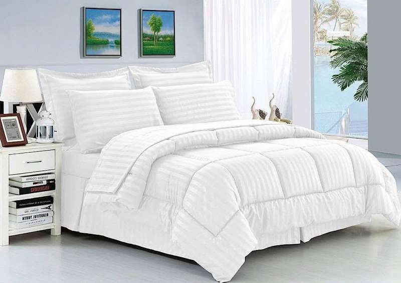 5Pc Queen White Comforter Set, Incl 2 Std + 2 Conti pillowcases, 1 comforter