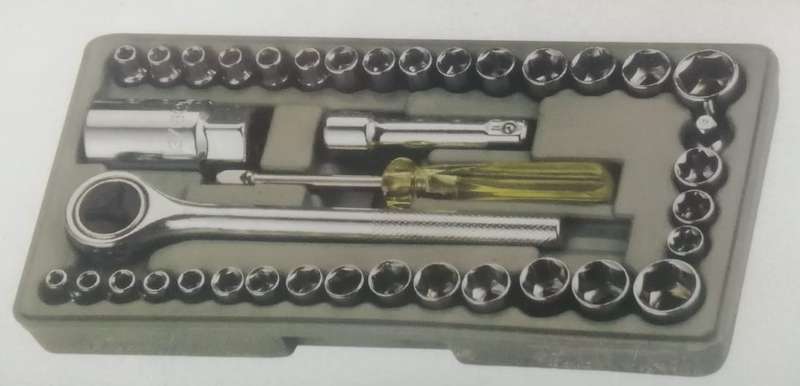 40 Piece Combination Socket Wrench Set