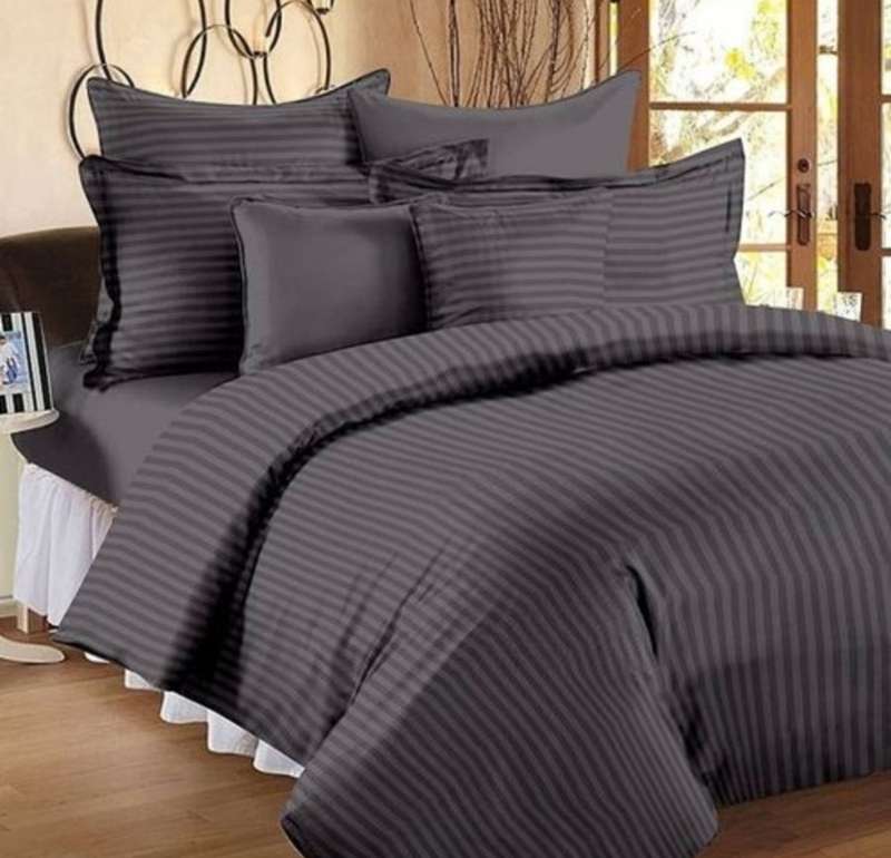 4pc Queen duvet cover set - grey - microfibre, includes 2 standard pillow cases, 1 Flat Sheet