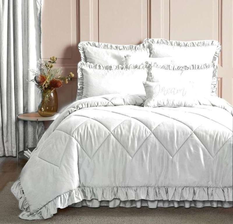 Queen 5Pc Frilled Comforter Set, Includes:  2 Continental pillowcase, 2 Standard Pillowcases, White