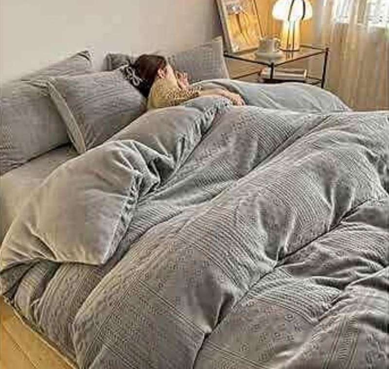 5Pc King Velvet Fleece Comforter Set, Queen available also on request
