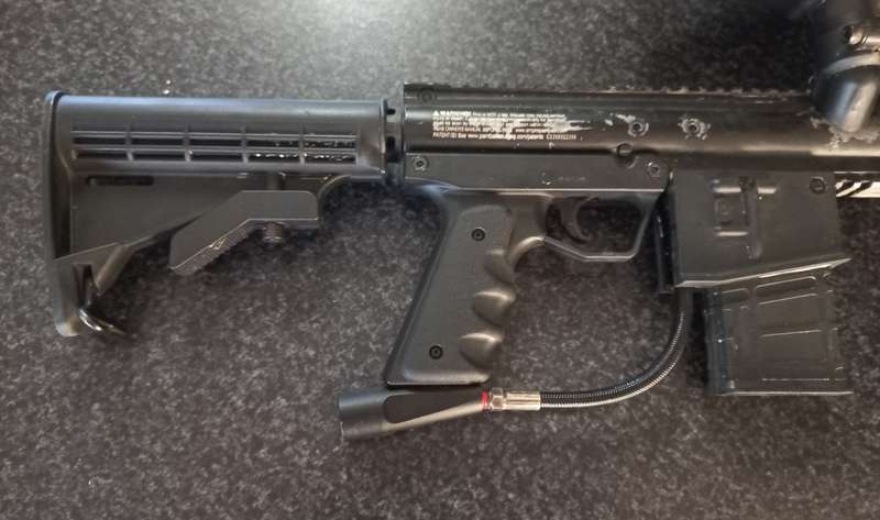 BT OMKEGA PAINT BALL GUN - GOOD CONDITION