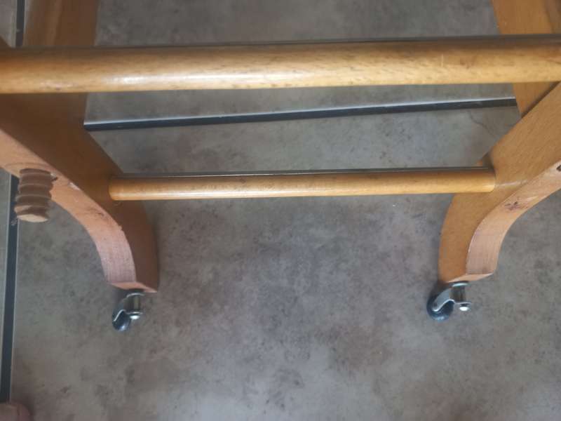 kiddies coat stand on wheels