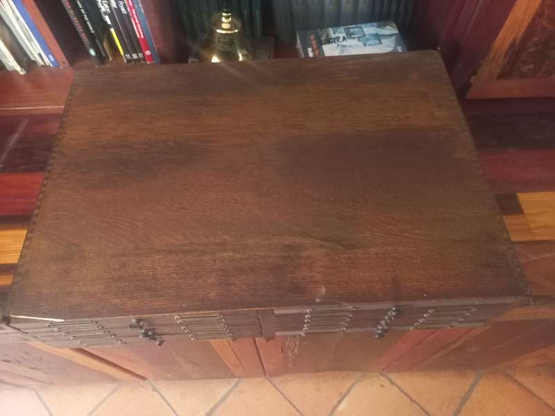 V\INTAGE COIN CABINET WITH 12X DRAWERS