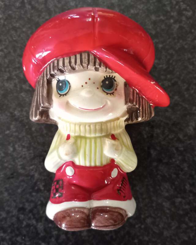 JOBM LOT ENGLISH PORCELIN AND OTHER ITEMS