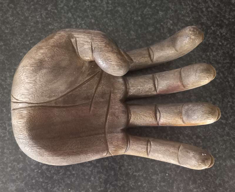 SOLID WOOD CARVED HANDS